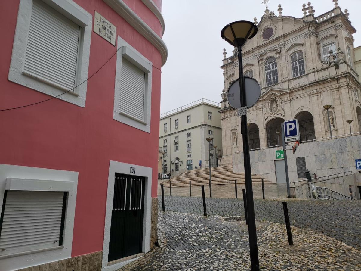 Dobairro Suites At Merces Lisboa Eksteriør bilde